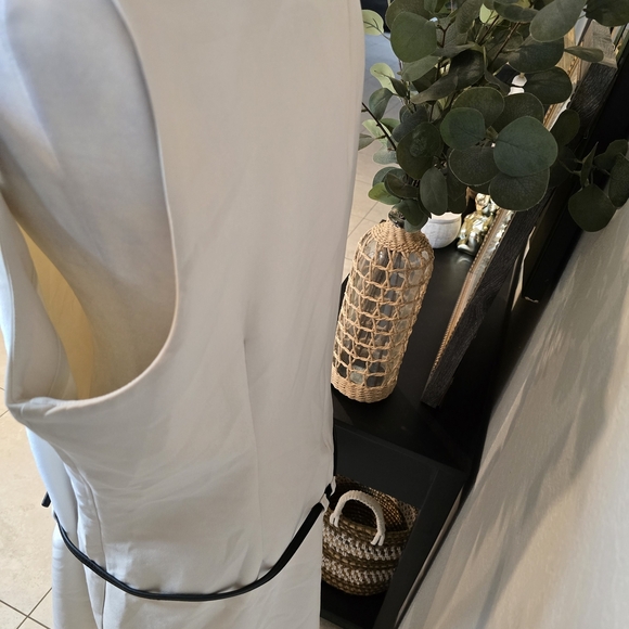 Abercrombie & Fitch Cream Mini Dress - Picture 4 of 6